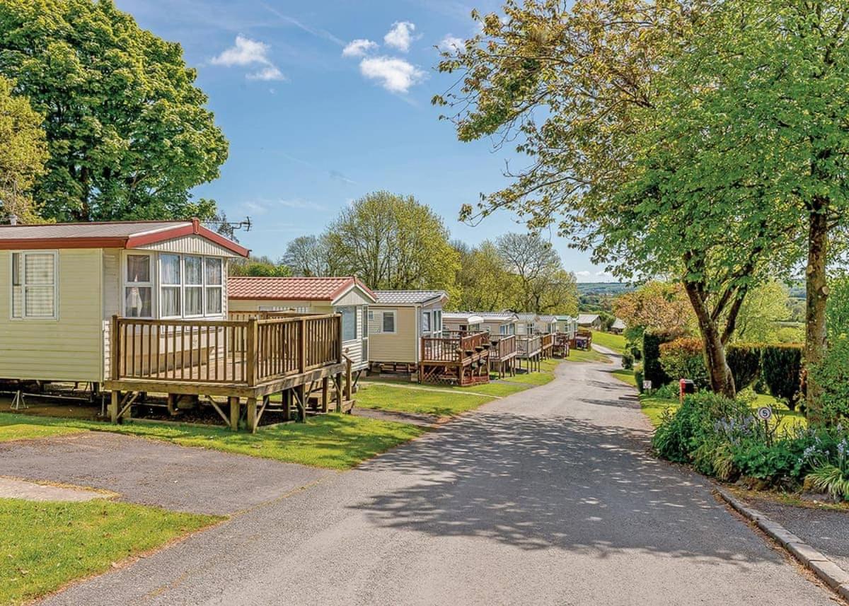 Noble Court Holiday Park Narberth Exteriér fotografie