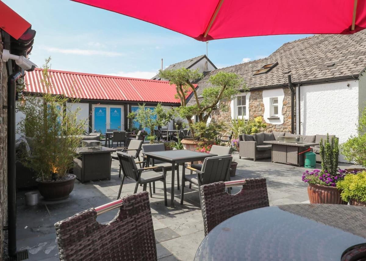 Noble Court Holiday Park Narberth Exteriér fotografie