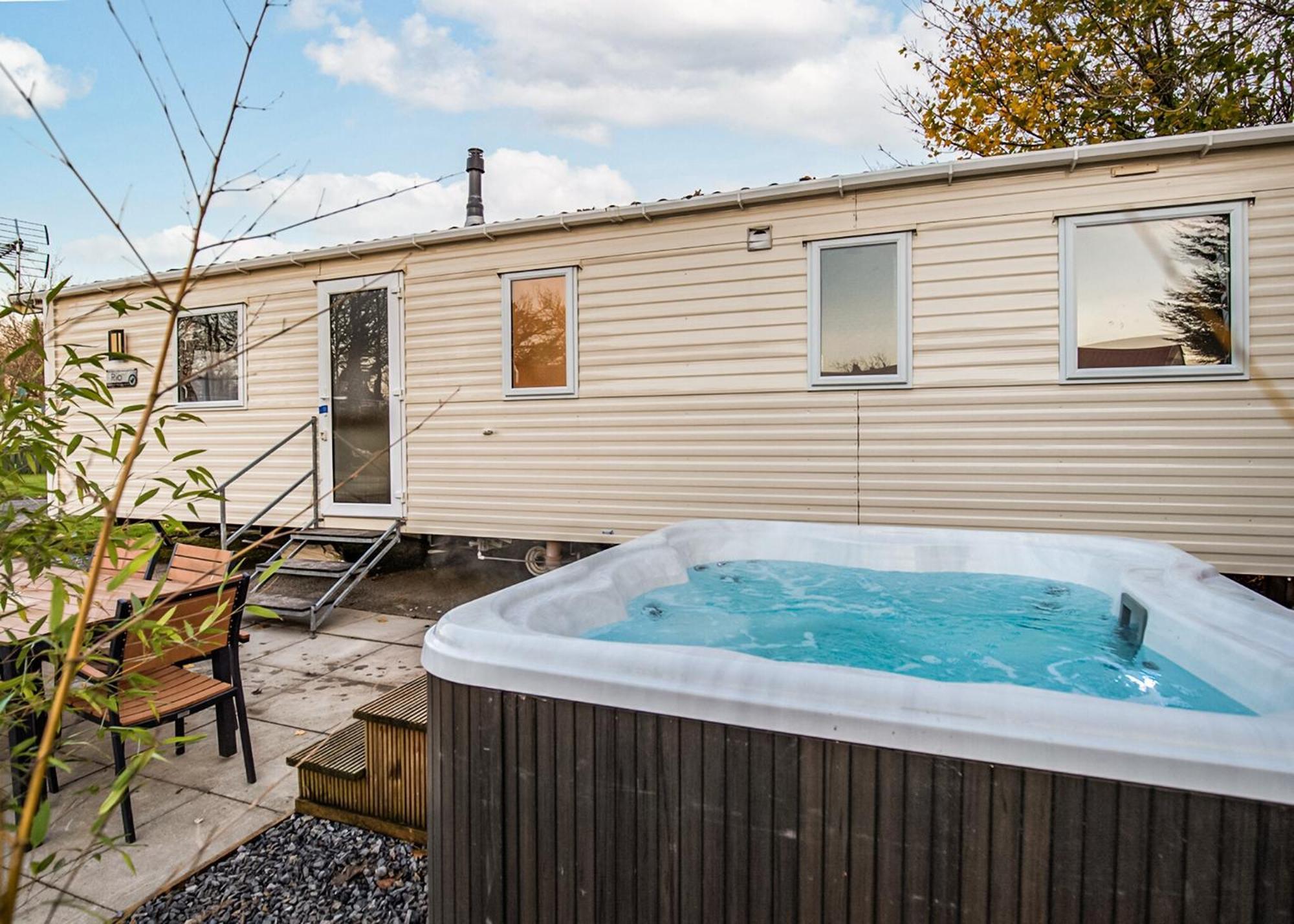 Noble Court Holiday Park Narberth Pokoj fotografie